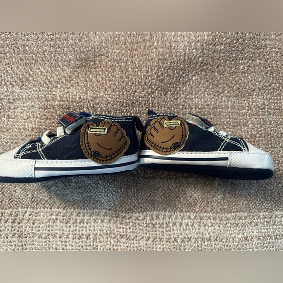 Cute Baseball Themed Design Velcro Boy’s Baby Shoes - Picture 4 of 4